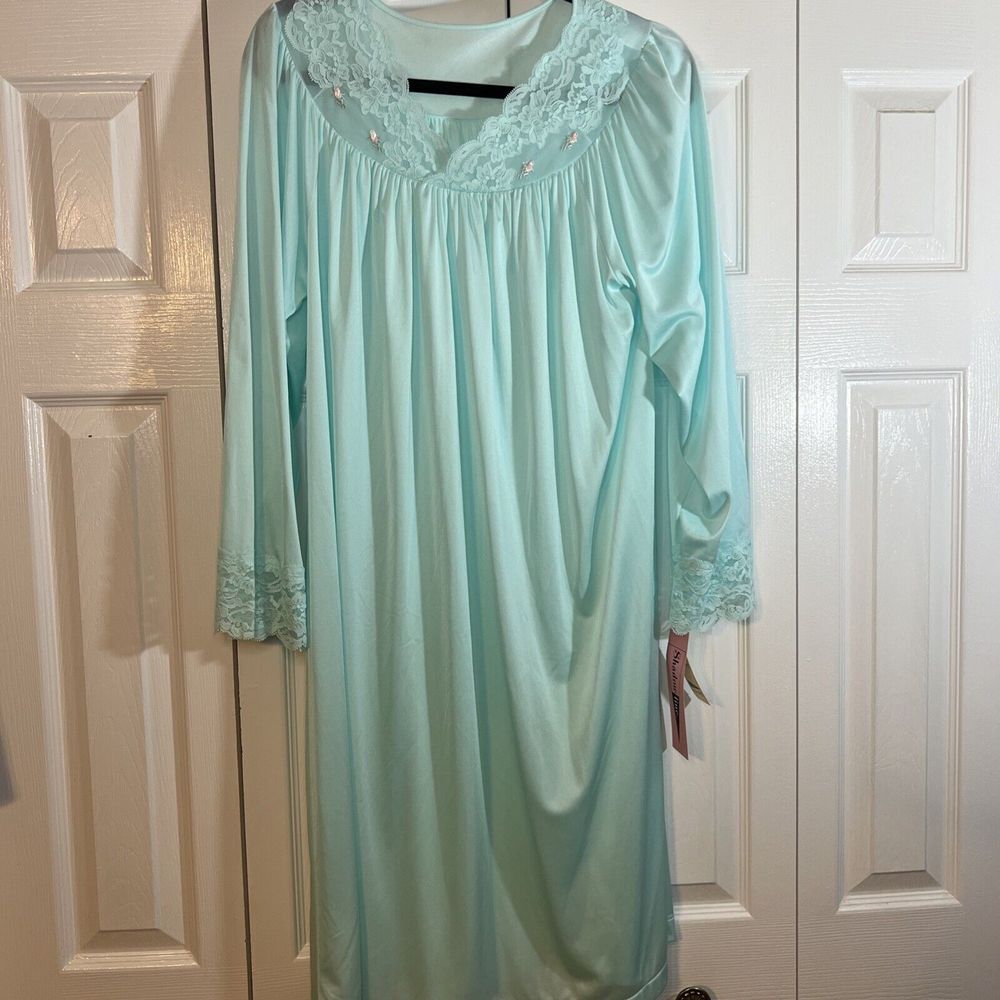 Shadowline Cuddlemere Nylon Lingerie Nightgown Medium Seafoam Green NWT‎